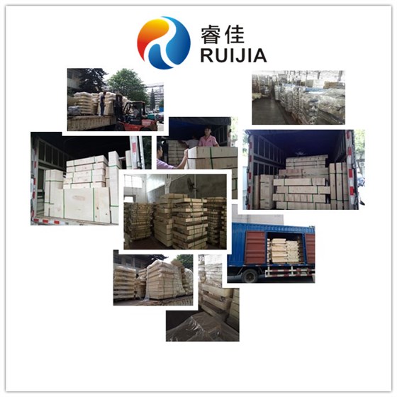 工程機械散熱器發(fā)貨