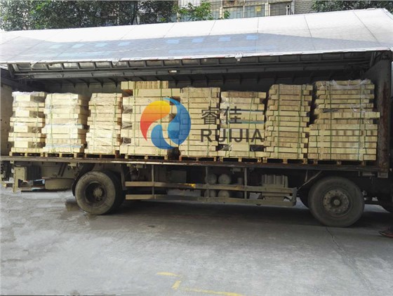 工程機(jī)械液壓油散熱器發(fā)貨 工程機(jī)械液壓油散熱器發(fā)貨